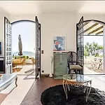 Sejour De Luxe Sur Les Collines Nicoises Tatil Evi