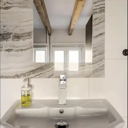 De Luxe Sur Les Collines Niçoises Casa vacanze