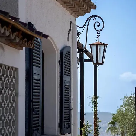 De Luxe Sur Les Collines Niçoises Nizza