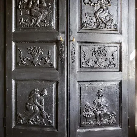 De Luxe Sur Les Collines Niçoises