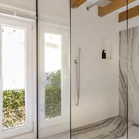 Vakantiehuis Villa, Piscine Et Vue Exceptionnelle A