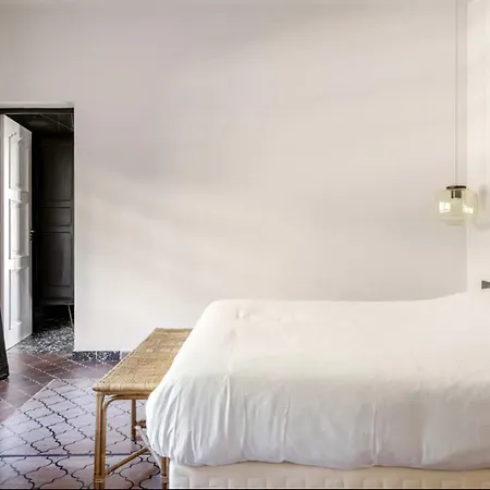 Sejour De Luxe Sur Les Collines Nicoises *